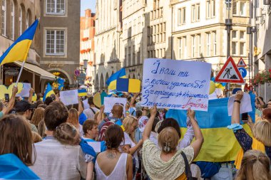 MUNSTER, GERMANY - August 24th, 2002: Ukrainians celebrate the Day of Independence in the streets and squares of many European cities 