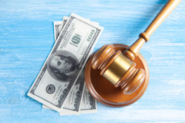 Judge Hammer Money Table — Stock Photo, Image