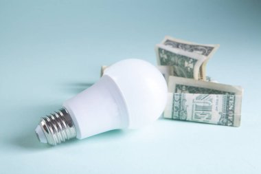 Ampul ve buruşuk gagalar