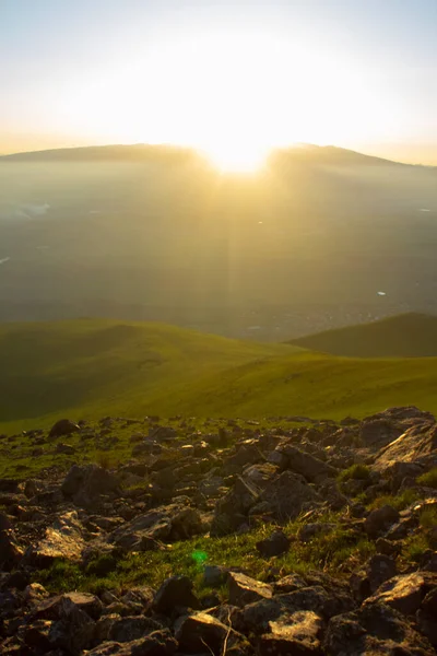 Slunce Zapadá Horu — Stock fotografie
