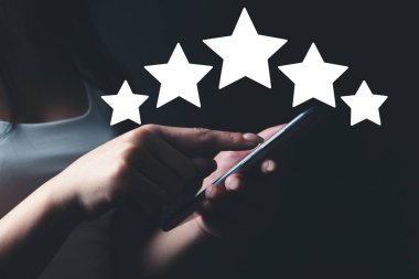 telefon üzerinden beş yıldız.