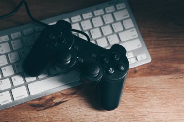 Oyun joystick.Oyun zamanı ile oyna