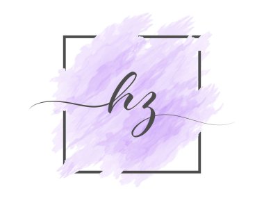 Kaligrafik küçük harfler H ve Z bir çerçevede renkli bir arkaplan üzerinde katı bir çizgi ile yazılır. Basit Biçim