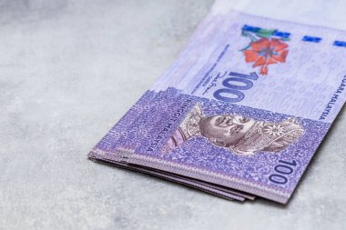 Malezya 'nın Büyük Para Dosyası, Yüzlerce Halka Banknotlar, Mali İş Konsepti 
