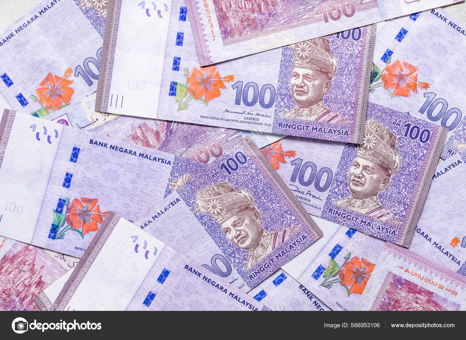分散的马来西亚100林吉特钞票商业经济背景——图库图片© rochu_2008 #566953106