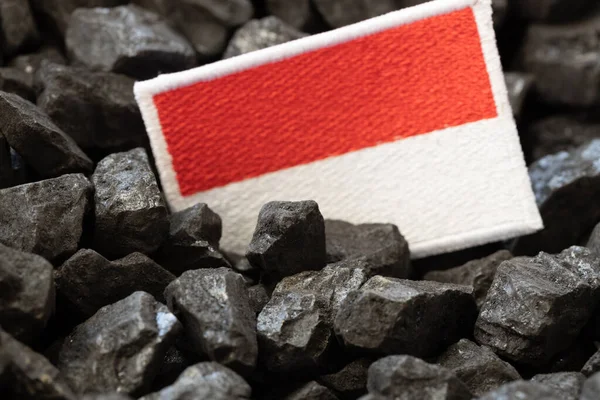Indonezyjska Flaga Tle Węgla Koncepcja Górnictwa Wydobycia Węgla Indonezji Rosnące — Zdjęcie stockowe