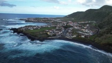 Portekiz 'in Azores Adaları' ndaki hava manzarasından görüntü