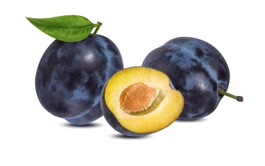 Beyaz arkaplanda erik