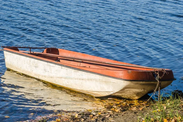 Barco Pesca Esquecido Afluente Danúbio Perto Novi Sad Sérvia — Fotografia de Stock