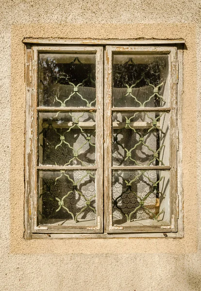 Old Dilapidated Wooden Window Frame — Stock Photo, Image
