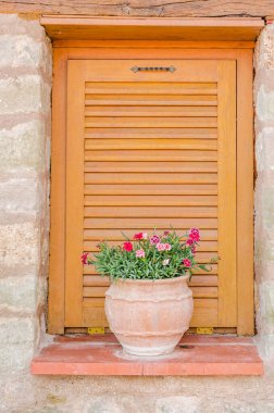 Yunanistan 'daki Meteor Dağı' nın kayalıklarında bulunan Büyük Meteor Ortodoks Manastırı manzarası, Haziran 2018.