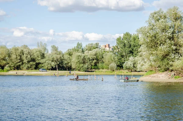 Ulusal Park 'ın güzel panoramik manzarası - Sodros, yaz sonundan önce.