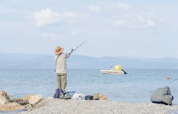 Pefkochori Greece May 2016 Fishermen Engaged Recreational Fishing Shores Pefkochori — Stok fotoğraf