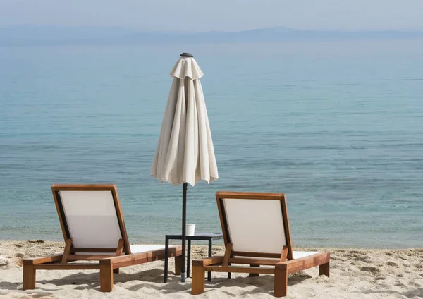 View Beach Parasols Suview Beach Parasols Sun Loungers Small Town — Stock Photo, Image