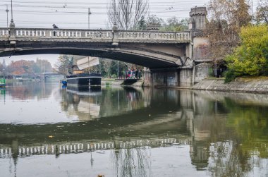 Timisoara, Romanya - 29 Ekim 2016: Romanya 'daki şehir parkı.