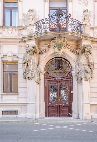 Pecs Hungary October 2018 Wooden Gate Decorative Facade — Stockfoto