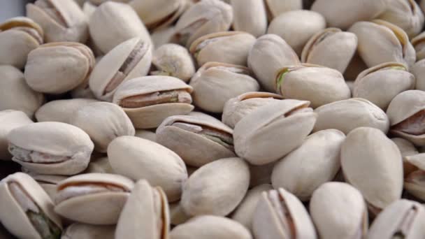 Primer Plano Pistachos Salados Sin Pelar Cámara Mueve Largo Pistachos — Vídeos de Stock