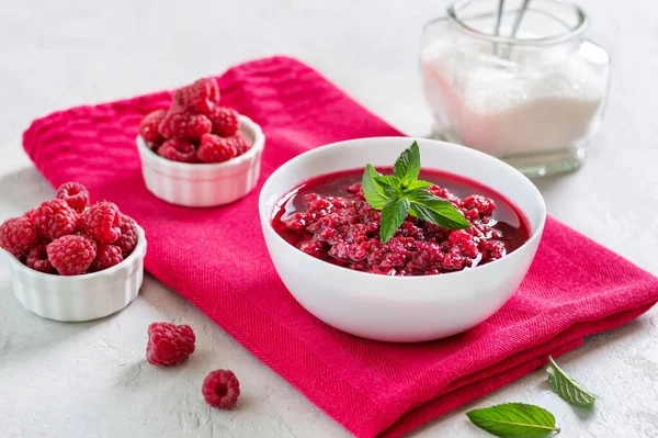 Raspberry Jam Bowl Fresh Berries Mint Leaves Sugar Making Berry — 图库照片