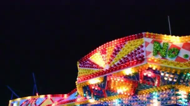 Amusement Park Beautiful Bright Building Burning Lights Close Night Sky — Videoclip de stoc