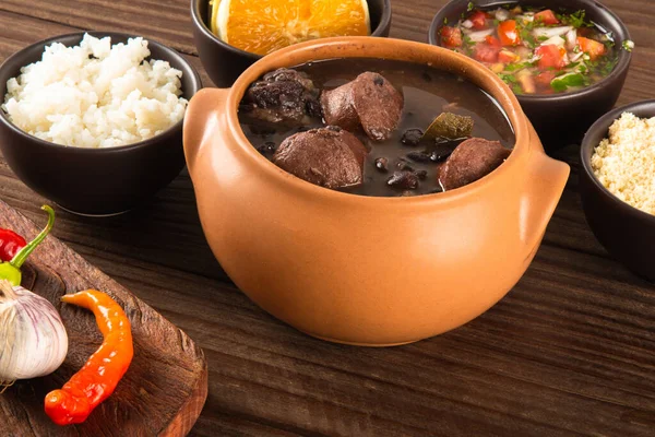 Фейхоада Типичная Бразильская Еда Традиционная Бразильская Еда Черной Фасоли — стоковое фото