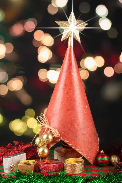 Árbol Navidad Decorado Con Luces Fondo Fiesta Navidad —  Fotos de Stock
