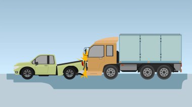 Konteyner kamyonlarındaki kaza bir kamyonetin arkasına çarptı ve kamyonetin arkasında hasara yol açtı..