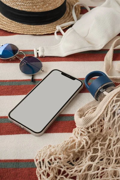 Model Kopyalama Alanı Olan Boş Ekran Cep Telefonu Estetik Bohem — Stok fotoğraf