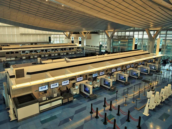 Токіо Японія Листопада 2021 Реєстраційні Звіти Міжнародному Аеропорту Токіо Ханеда — стокове фото