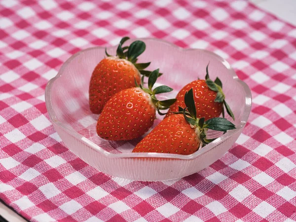 日本静冈 2021年12月10日 日本草莓鲜果的关闭 — 图库照片