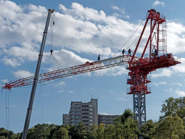 Tokyo Japan October 2021 Assembly Tower Crane Connecting Jib Tower — Zdjęcie stockowe