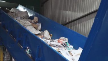Sağlam ev atıklarının işlenmesi için endüstriyel hatlar