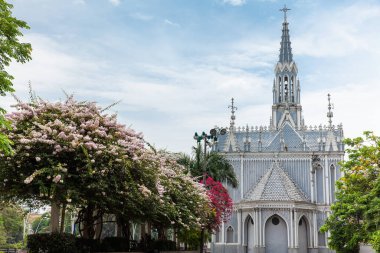 La Ermita 'nın ünlü gotik kilisesi 1602 yılında Kolombiya' nın Cali şehrinde inşa edilmiştir.