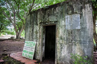 ARMERO, COLOMBIA - Mayıs 2022 1985 'te Nevado del Ruiz' in yol açtığı çığdan kurtulan Kolombiya Mahzeni