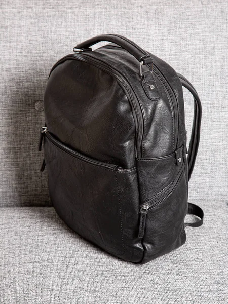 Schwarze Rucksacktasche Mit Riemen Und Reißverschlüssen Tasche Für Dinge Accessoires — Stockfoto