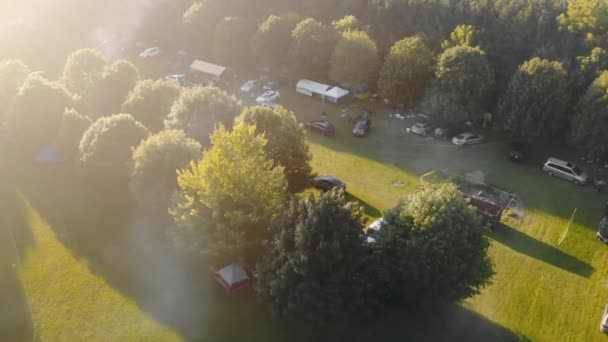 Aerial view Forest and recreation area, camping in Illinois. A place where people rest in America. Recreation park with own cars. — Stock Video