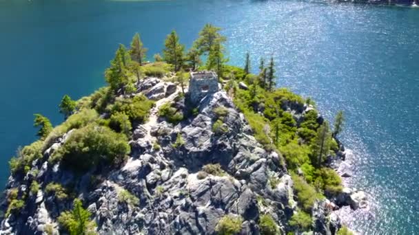 Vol Aérien Dessus Île Fannette Près Lac Tahoe Emerald Bay — Video