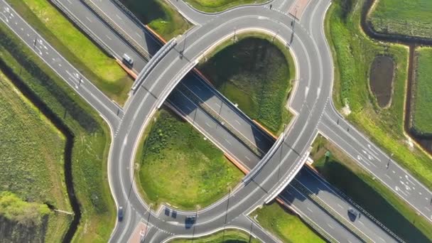 Aerial Top View Bridge Freeway Holland Car Roundabout Bridge Traffic — Vídeos de Stock