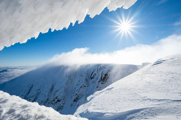 Paysage Hivernal Incroyable Dans Les Montagnes Géantes Avec Vue Sur — Photo