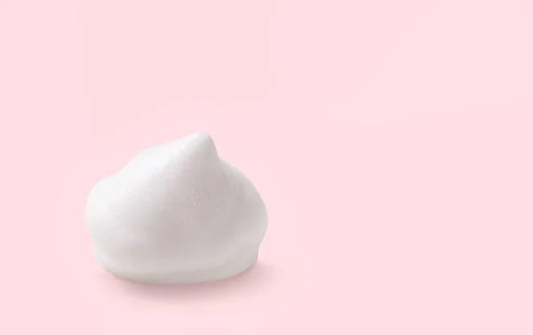 White Cosmetic Foam Mousse Cleanser Shaving Foam Washing Product Shampoo — Stock Fotó