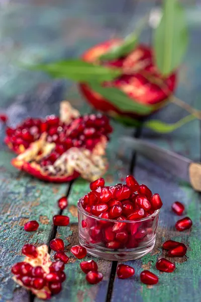 Granát Punica granatum Ovoce s léčebnými ctnostmi — Stock fotografie