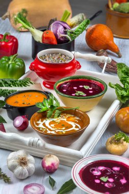 Gastronomi sunumunda sebze çorbası