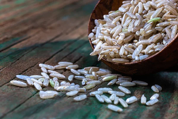 Arroz integral longo - benefícios para a saúde — Fotografia de Stock