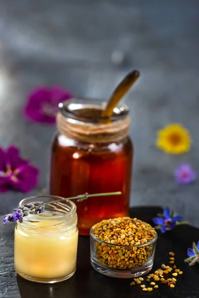 Bee Products Honey Pollen Propolis Fresh Flowers Apitherapy Healthy Products — Stock Photo, Image