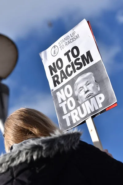 Bristol Velká Británie Února 2017 Protestující Pochodují Centrem Města Demonstrují — Stock fotografie