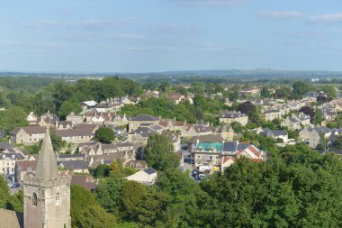 Güzel bir kasaba yüksek bir yerden görüldü - yani Wiltshire İngiltere 'nin Avon kentindeki tarihi Bradford kasabası
