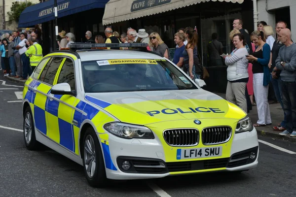 英国雅芳的布拉德福德 2014年9月12日 一辆警车回应了一起事件 阿凡河畔的布拉德福德被覆盖1346平方英里的威尔特郡警察局维持治安 — 图库照片