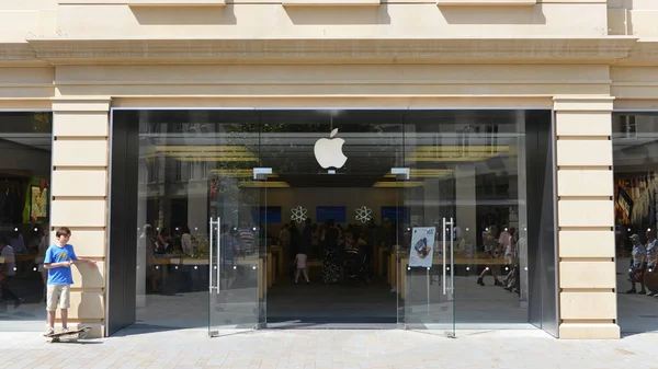 Londra Ngiltere Ekim 2012 Bir Apple Mağazası Bir Şehir Caddesinde — Stok fotoğraf