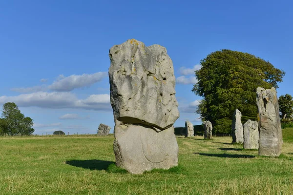 Kilátás Történelem Előtti Álló Kövek Falu Avebury Wiltshire Anglia — Stock Fotó