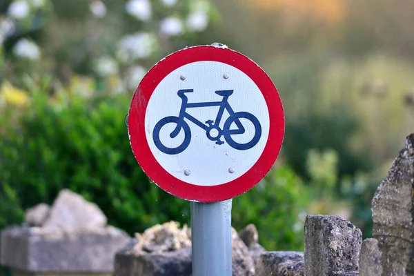 View Generic Cycling Sign Gyalogosösvény — Stock Fotó
