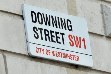Londra 'daki Westminster şehrindeki Downing Caddesi' nde imza.